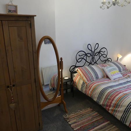 Rowland House - Central Skipton, Dales Gateway Buitenkant foto