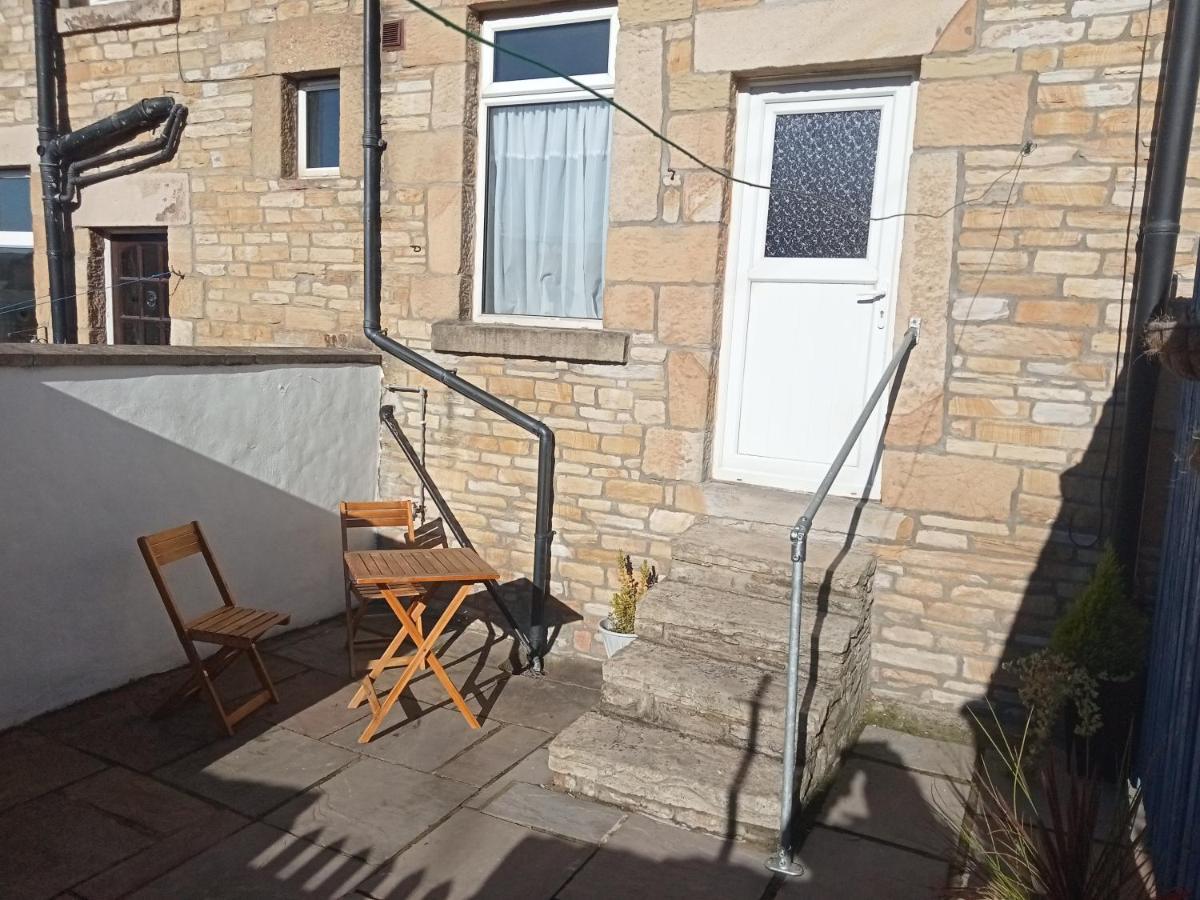 Rowland House - Central Skipton, Dales Gateway Buitenkant foto